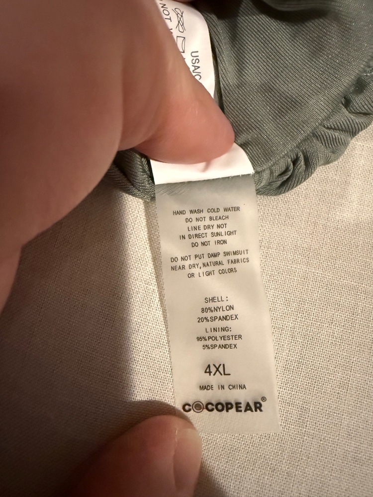 COCOPEAR Womens Swimsuit‎ 4XL 16/18 Light Sage Green Halter Ruched Plunge - Picture 5 of 5